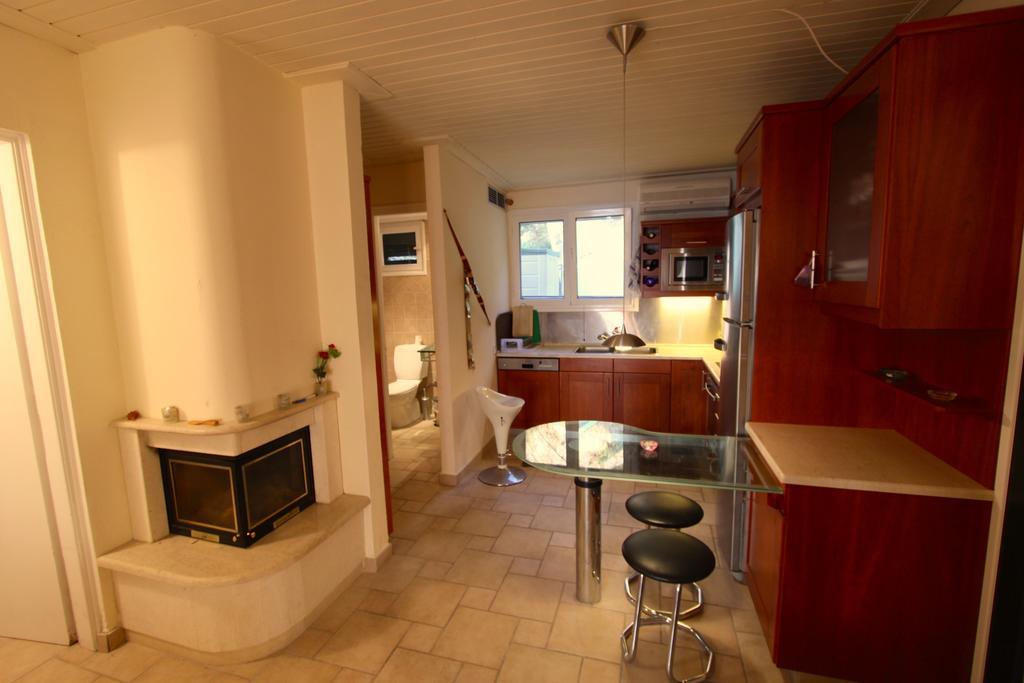 Corfu Glyfada Menigos Beach Apartments Bagian luar foto