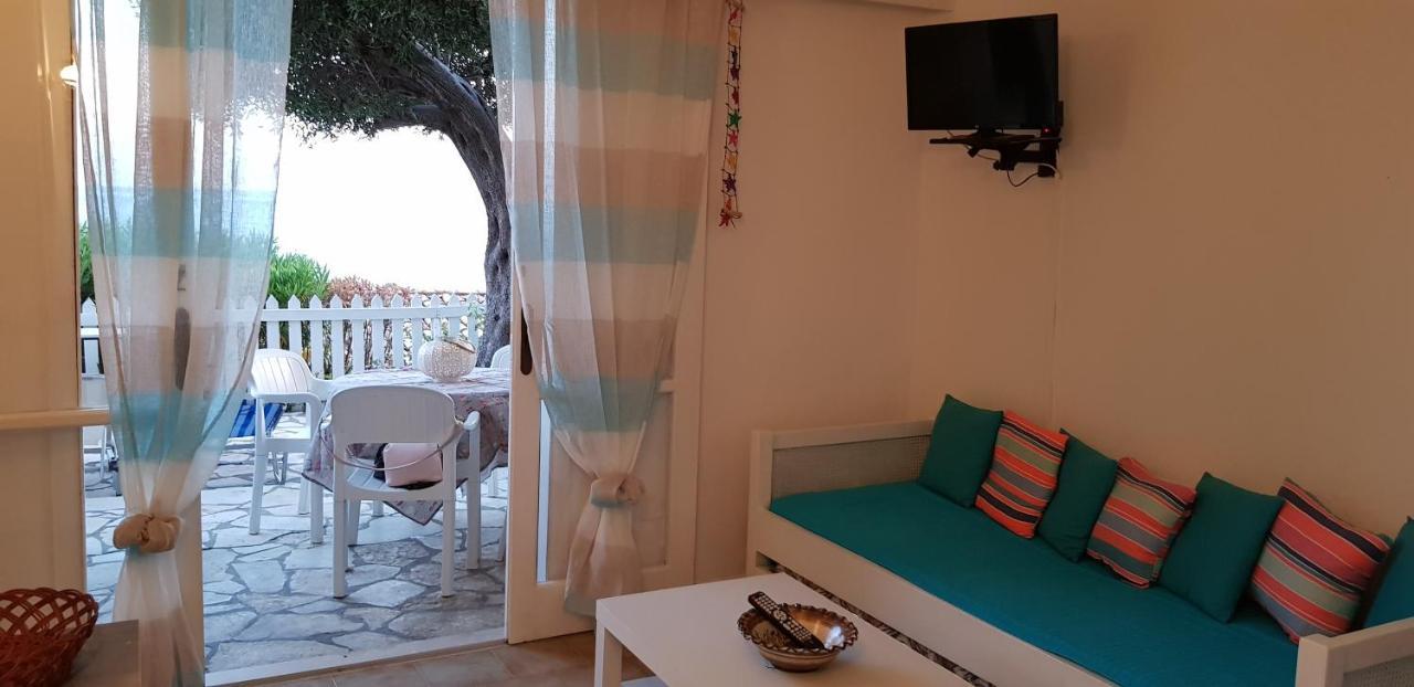 Corfu Glyfada Menigos Beach Apartments Bagian luar foto