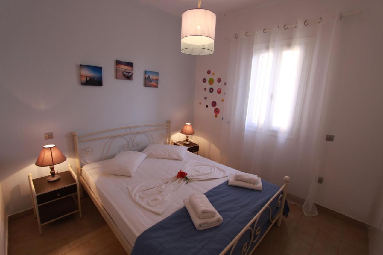 Corfu Glyfada Menigos Beach Apartments Bagian luar foto